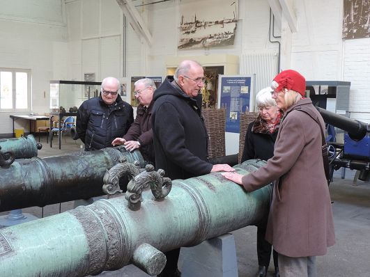 10 Interessante Gespraeche und Diskussionen.JPG