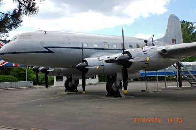 Eine britische Hastings TG 503.JPG