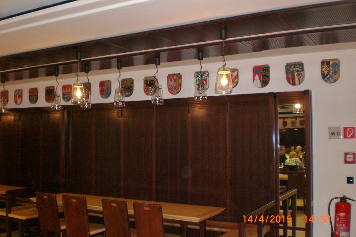 Teilansicht des Bierkellers.JPG