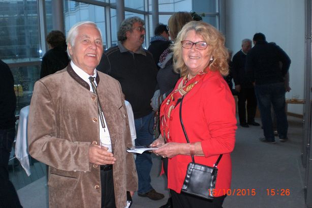 Kamerad Cohrs mit Frau Hildegard.JPG