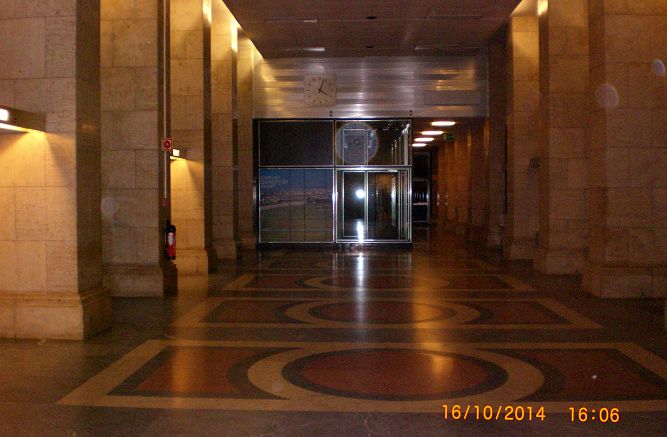 Fruehere Empfangshalle.JPG