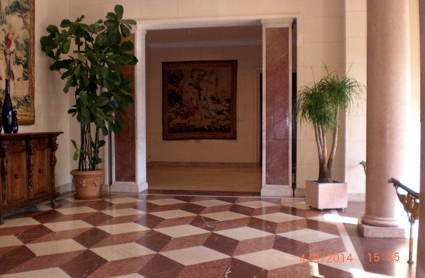 Praechtiger Innenraum.JPG