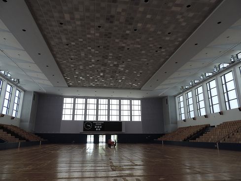 k-03 Dynamo-Sporthalle 01.JPG