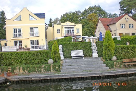 Beeindruckende Neubauten.JPG