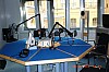 Blick in ein Hoerfunkstudio.JPG