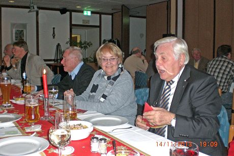 OSF a.D. Jendrischok und Frau -Mitte-.JPG