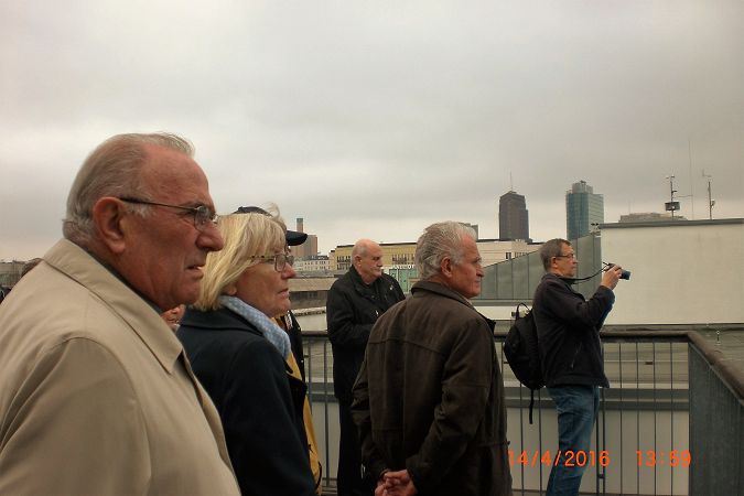 Auf der Aussichtsterrasse - Schnappschuss 1.JPG