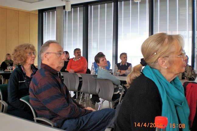 Beim Vortrag  - Schnappschuss 2.JPG