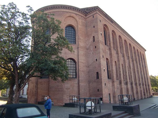 k-05_Konstantin Basilika.JPG