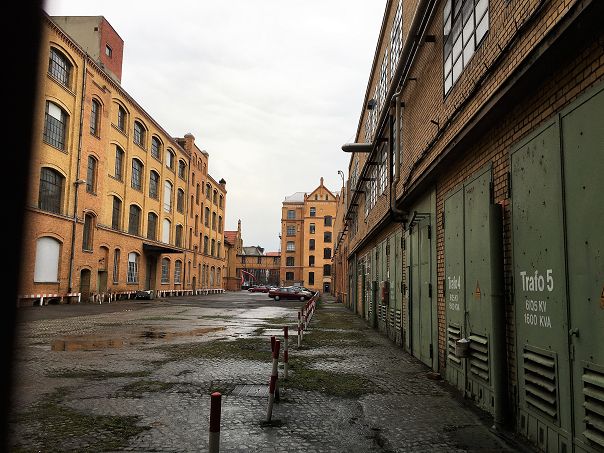 Innenhof des KWO.JPG