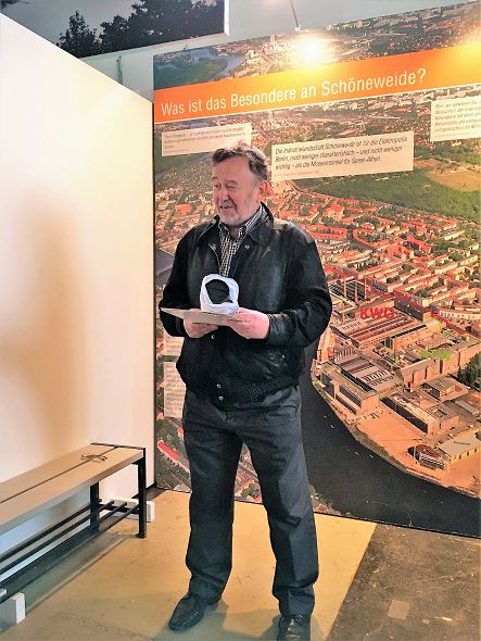 Kamerad Hoecker bedankt sich.JPG